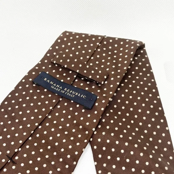 Banana Republic brown polka dot tie 100% silk - Picture 5 of 6